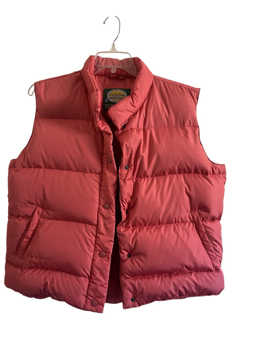 Cabela’s
Cabela’s Women’s PREMIER NORTHERN 
GOOSE DOWN Puffer Vest